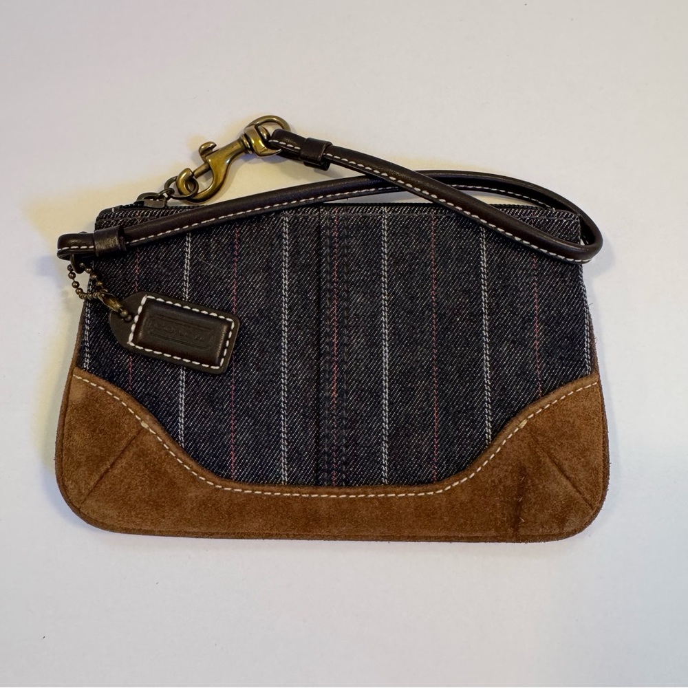 Vintage Y2K Coach Striped Denim & Brown Suede

NWOT Approx 6 1/2 by 4”